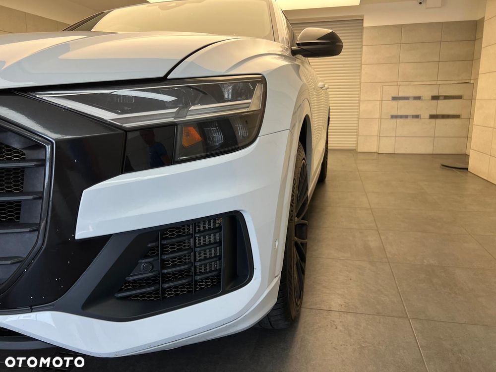 Audi Q8 55 TFSI quattro tiptronic - 5