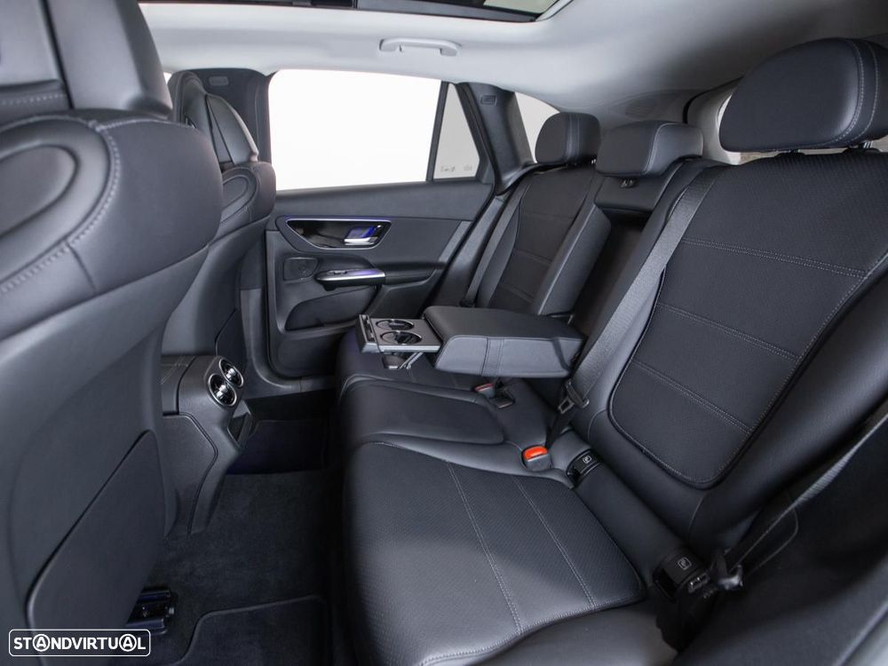 Mercedes-Benz GLC 300 e 4Matic 9G-TRONIC Edition Avantgarde - 12