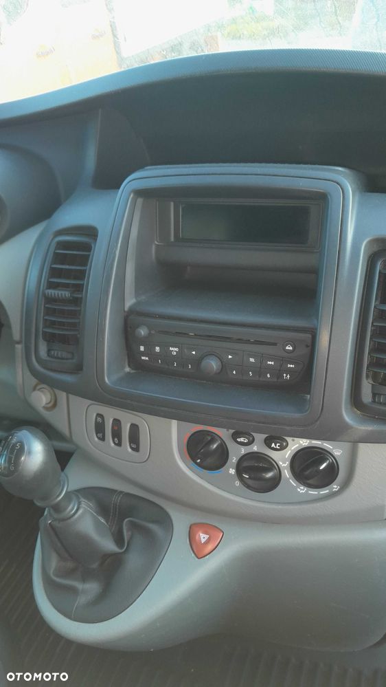 Renault Trafic - 8