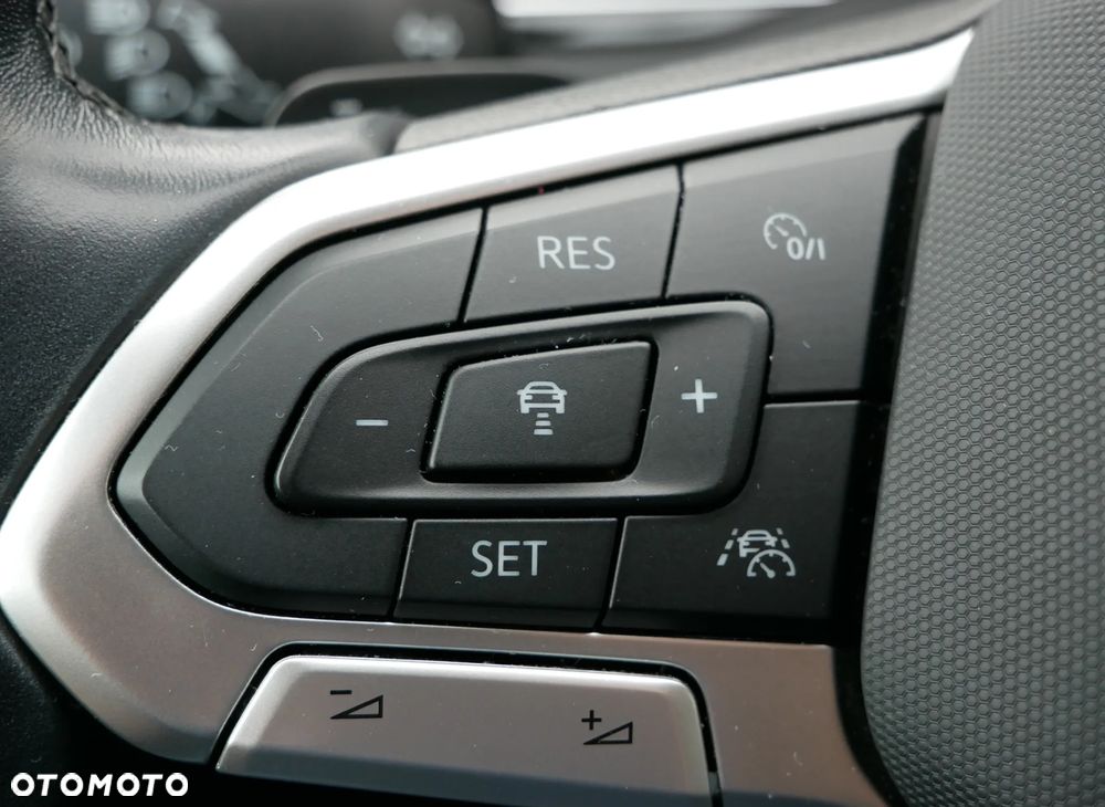 Volkswagen Passat 2.0 TDI EVO Business DSG - 31