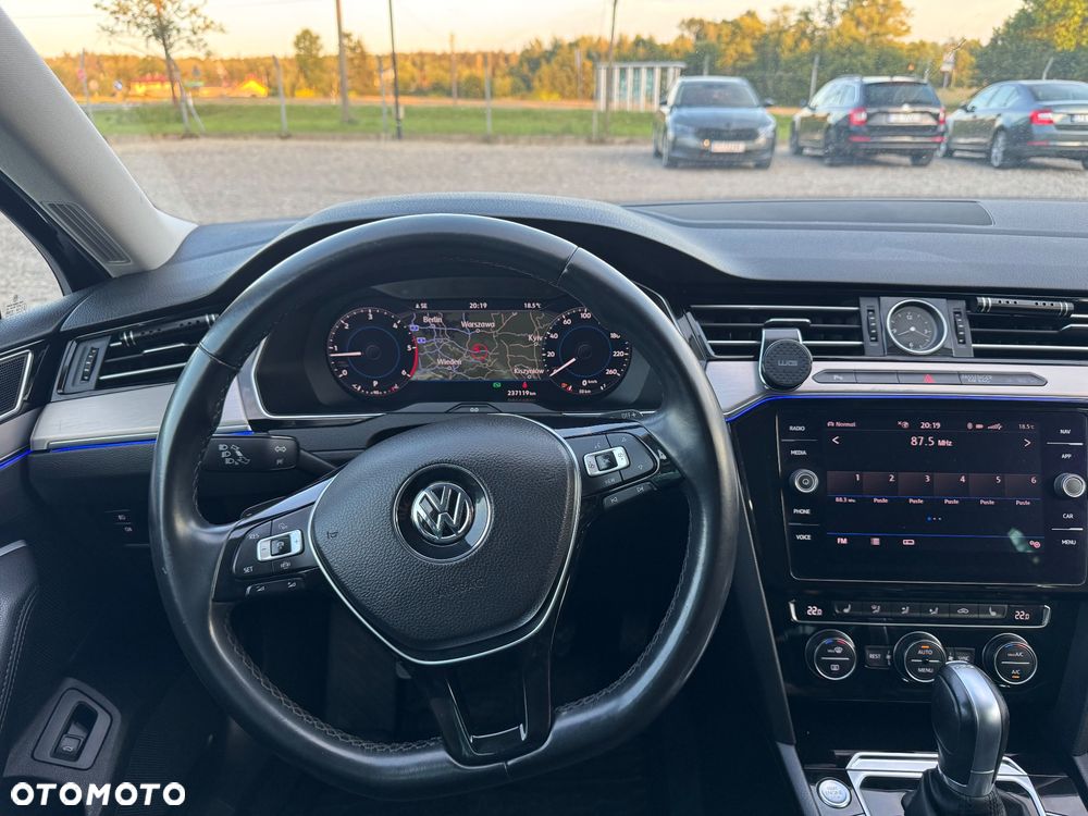 Volkswagen Passat 2.0 TDI SCR DSG Highline - 17
