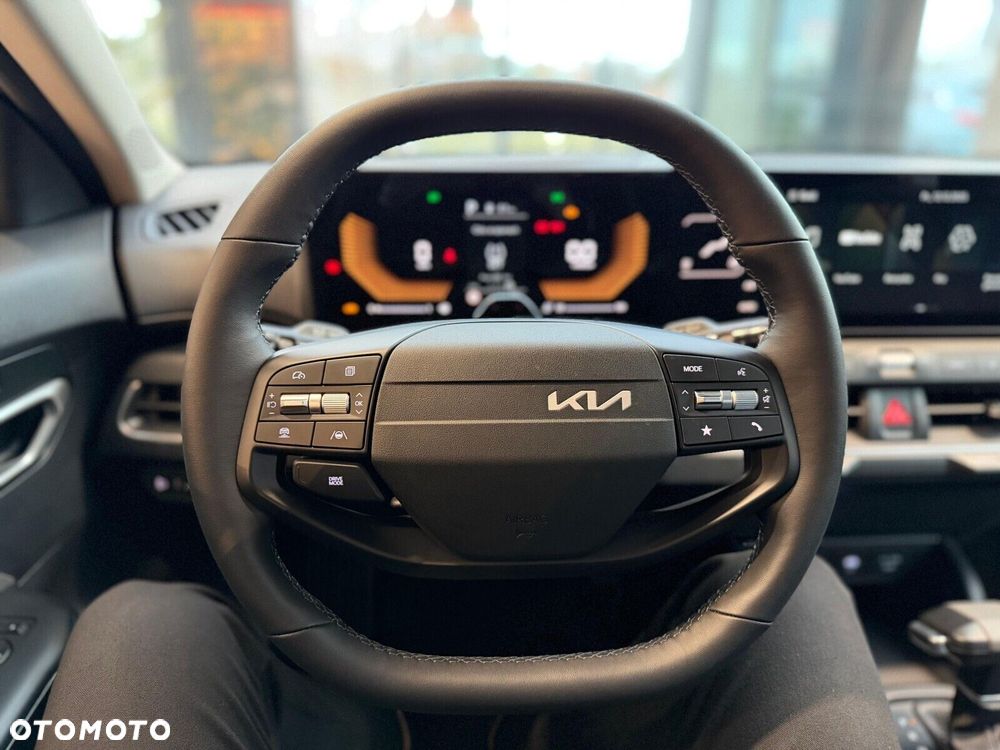 Kia K4 - 15