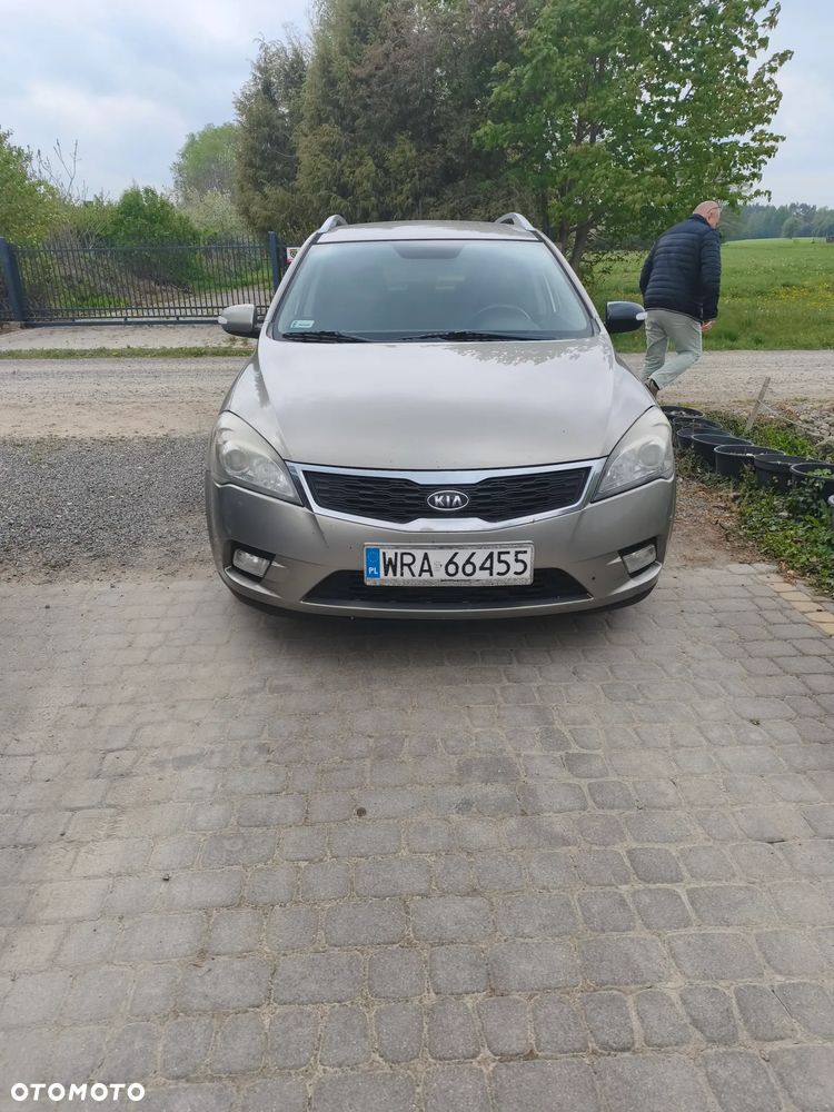 Kia Ceed 1.6 Crdi Comfort - 4