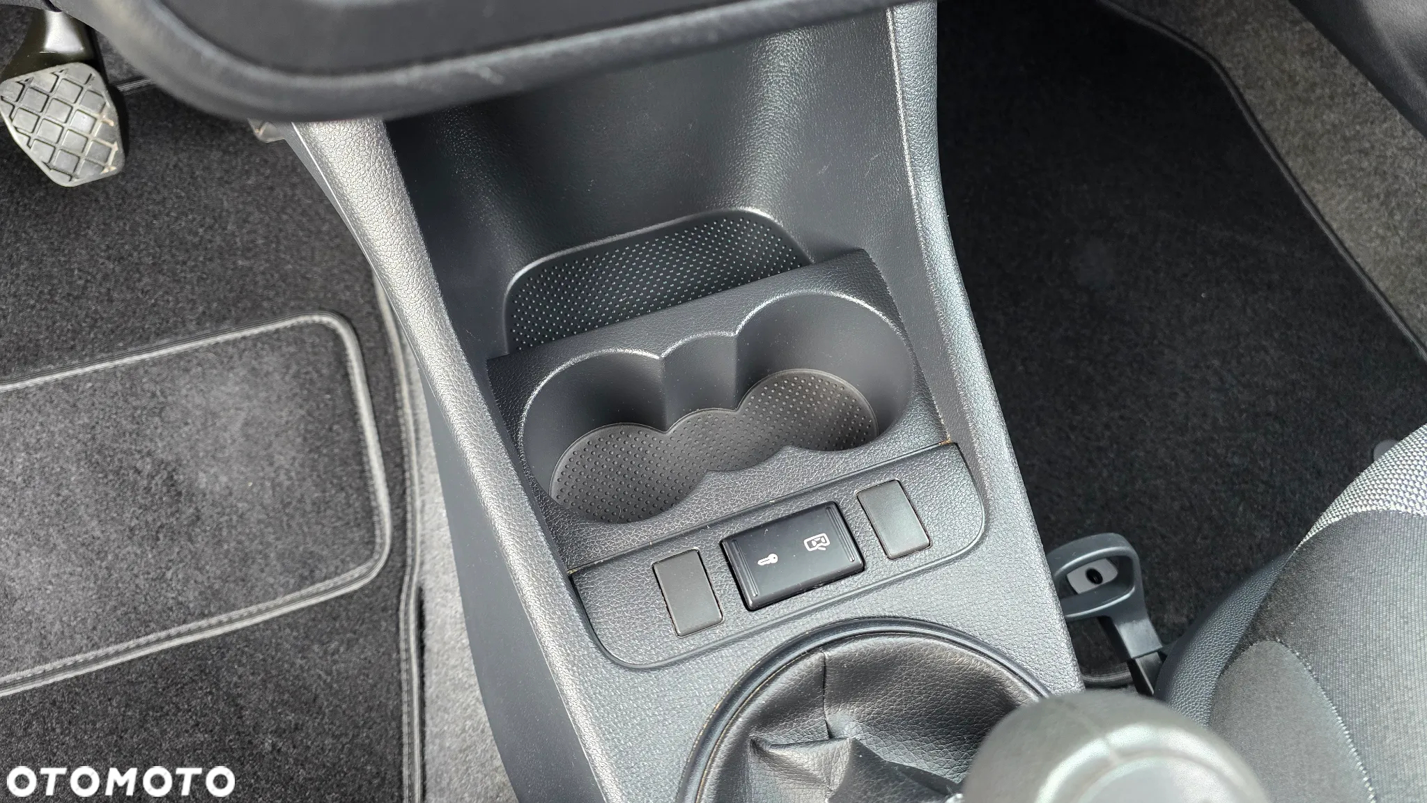 Skoda Roomster - 17