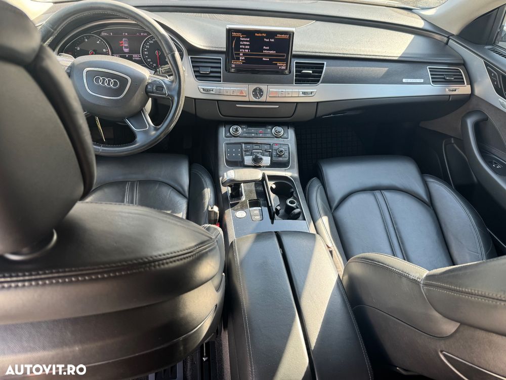 Audi A8 - 12
