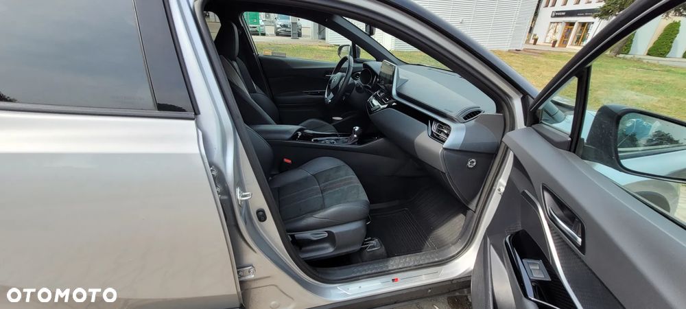Toyota C-HR 2.0 Hybrid GR Sport - 12