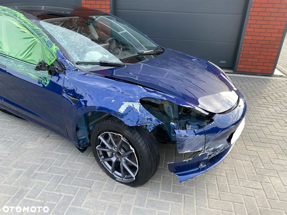 Tesla Model 3 Standard Hinterradantrieb - 24