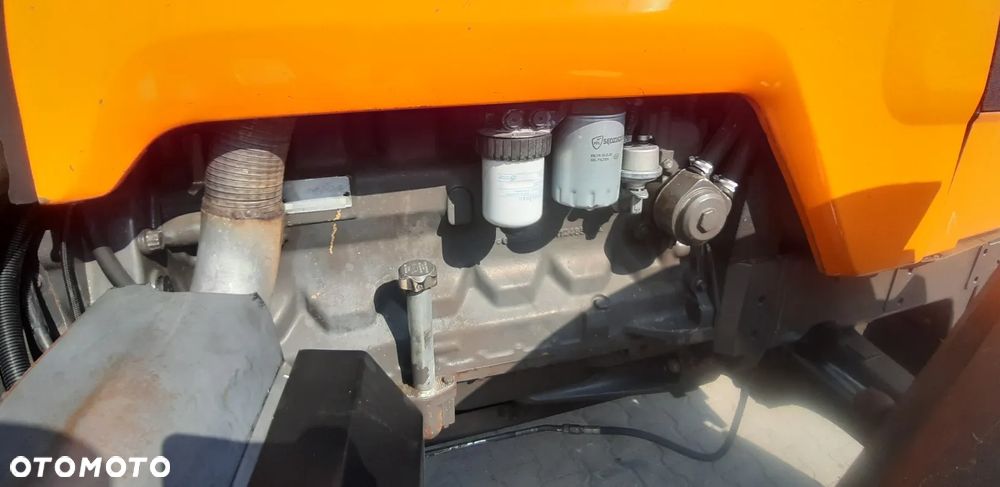 Renault Ares 640 RZ - 9