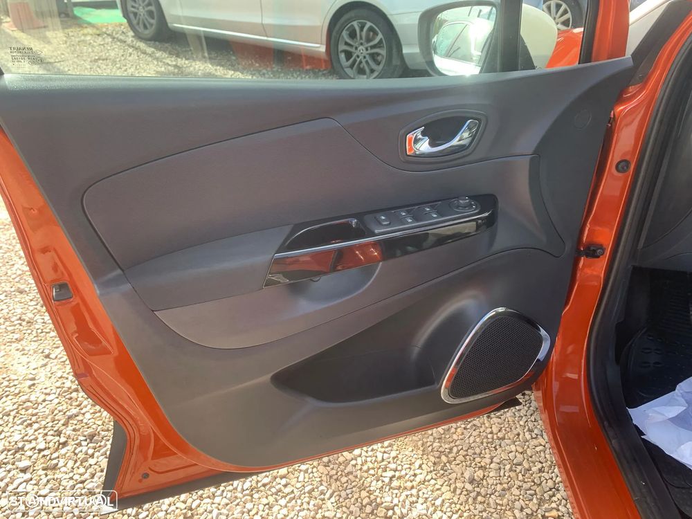 Renault Captur 0.9 TCE Exclusive - 9