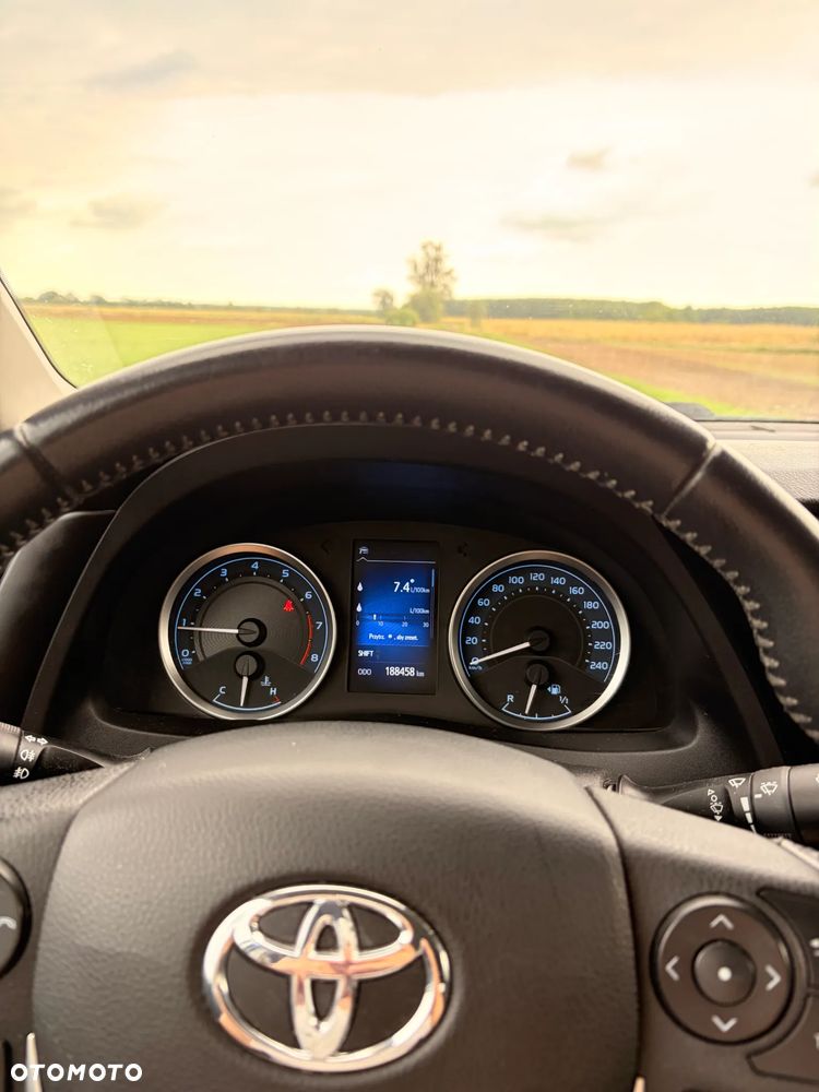 Toyota Corolla 1.6 Comfort - 11