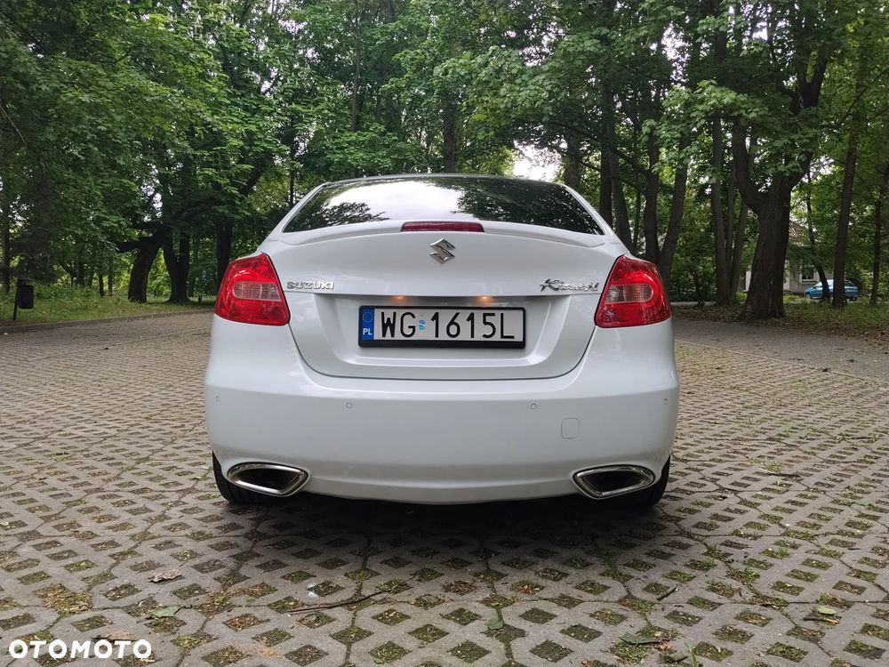 Suzuki Kizashi - 5