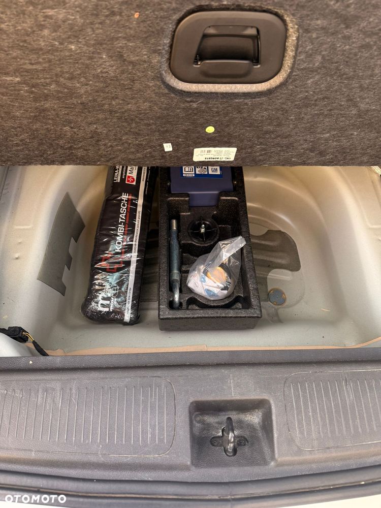 Opel Astra 1.4 Turbo Active - 23