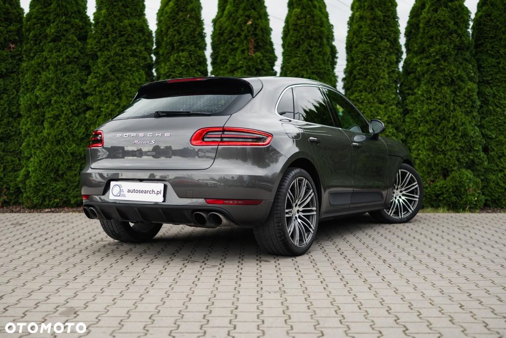 Porsche Macan - 4