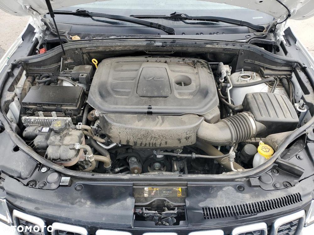 Jeep Grand Cherokee - 12