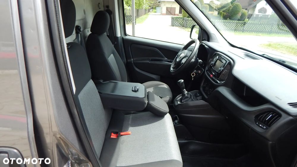 Fiat DOBLO - 16