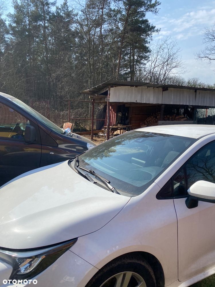 Toyota Corolla 1.8 Hybrid Club - 21