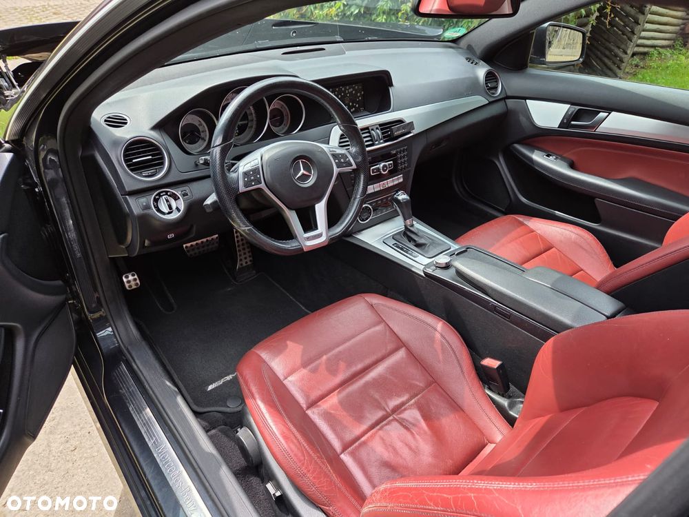 Mercedes-Benz Klasa C 220 CDI DPF (BlueEFFICIENCY) 7G-TRONIC - 17