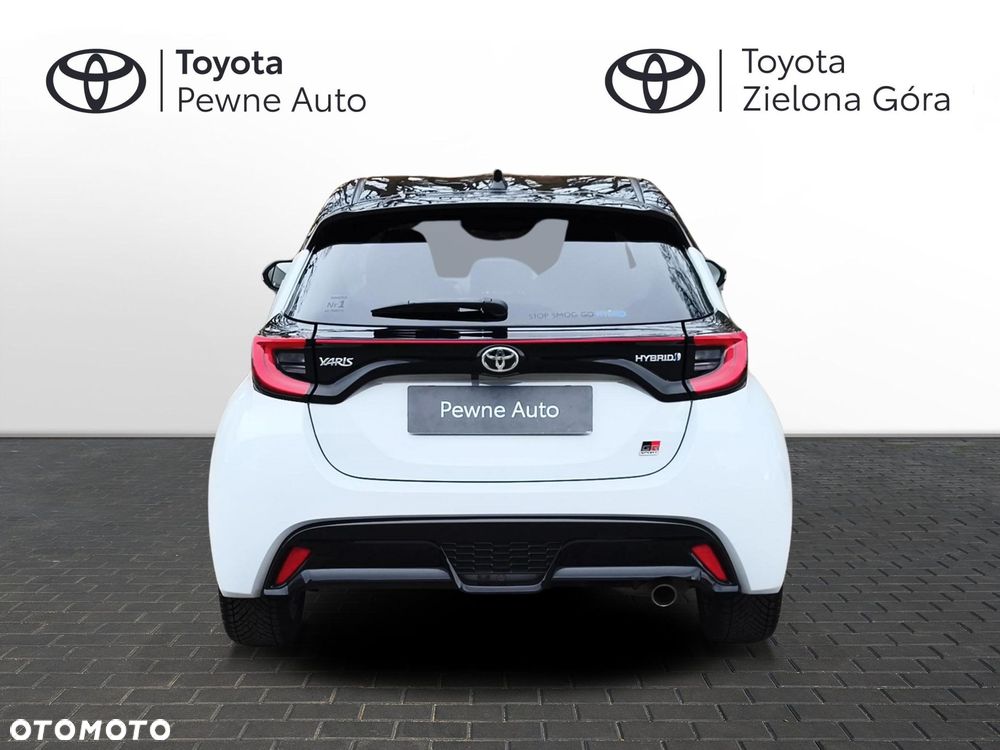 Toyota Yaris - 4