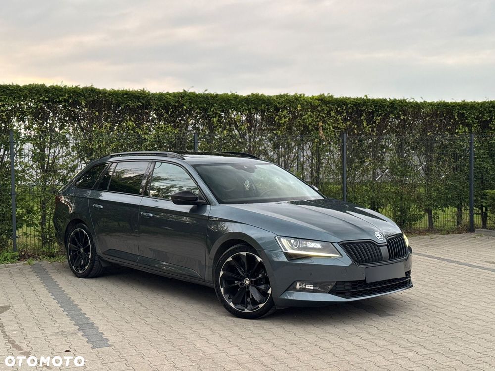 Skoda Superb 2.0 TDI 4x4 DSG Sportline - 10