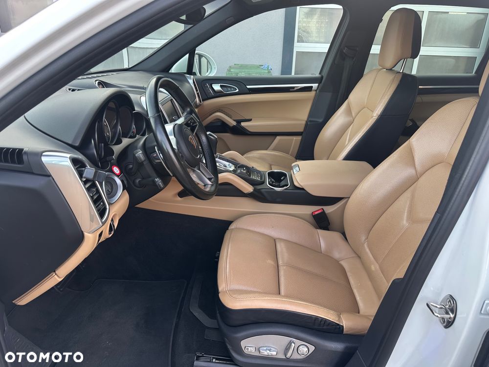 Porsche Cayenne Diesel Platinum Edition - 27