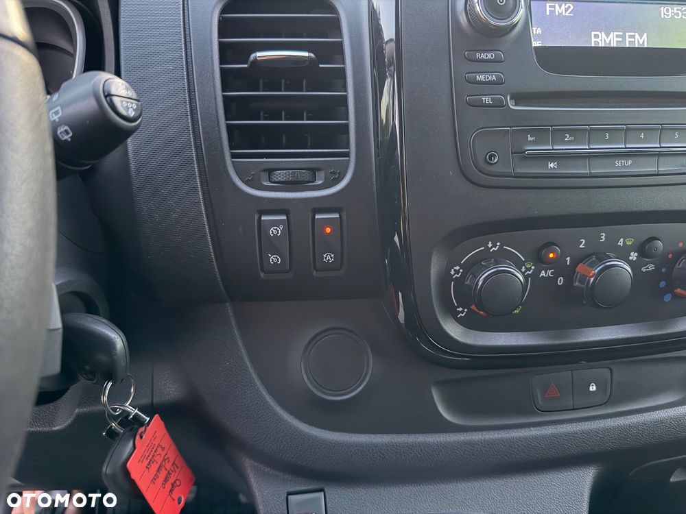 Opel Vivaro - 23