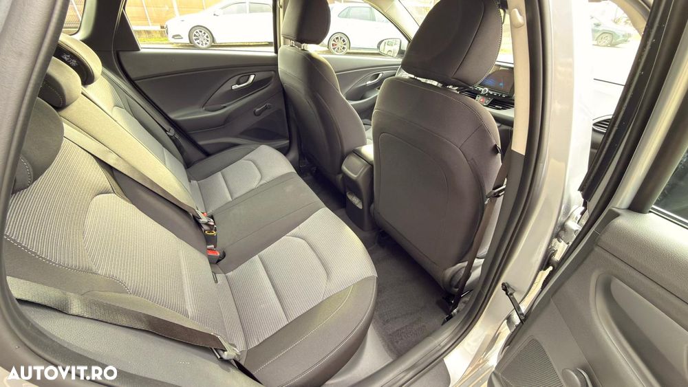 Hyundai i30 1.0T-GDi 115CP WAGON
COMFORT+ - 9