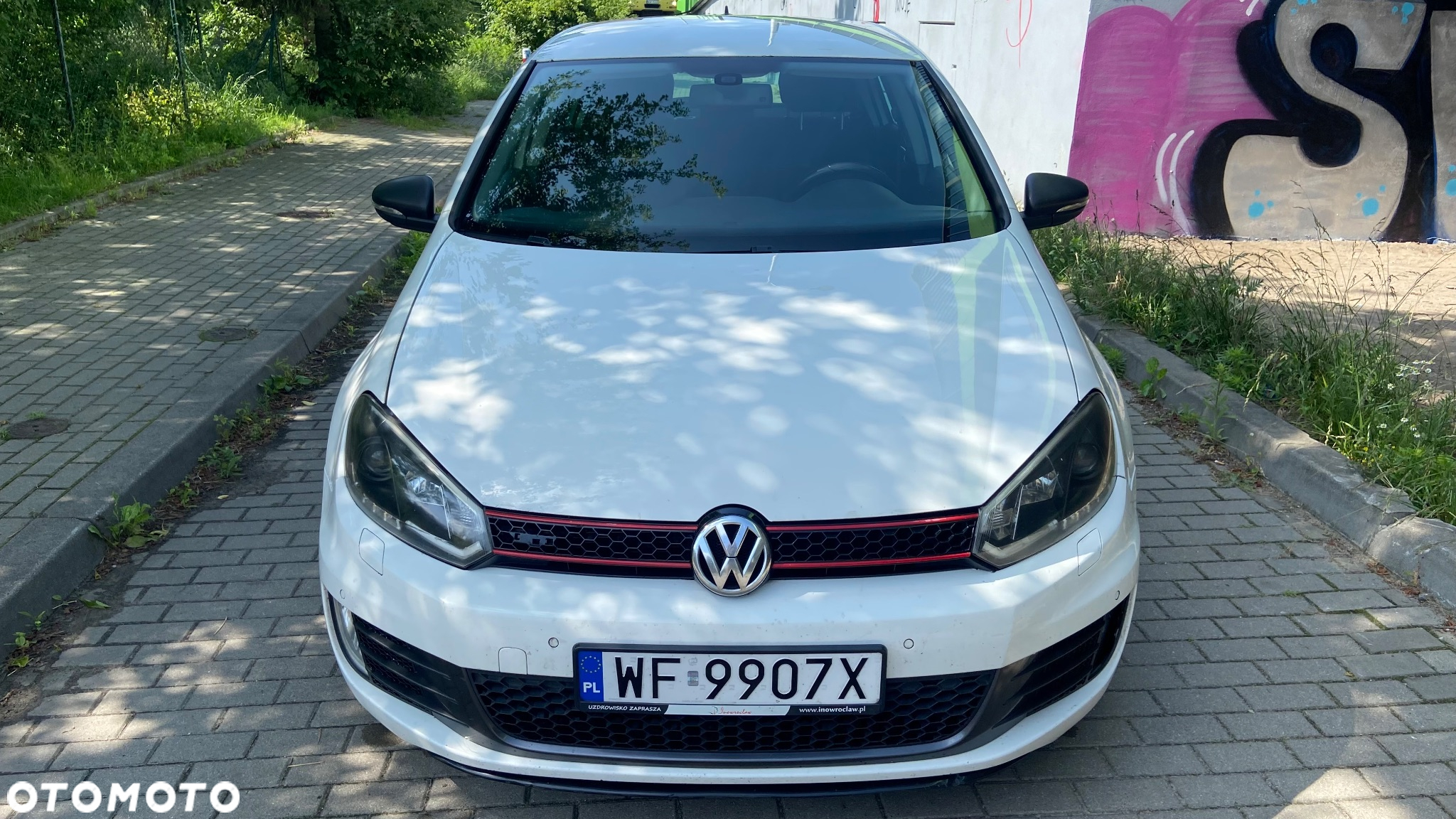 Volkswagen Golf - 2