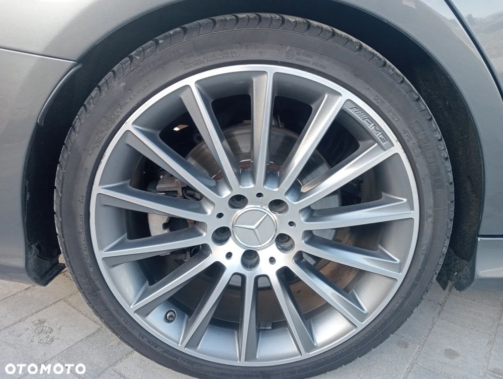 Mercedes-Benz Klasa C AMG 43 4Matic AMG TCT 9G - 36