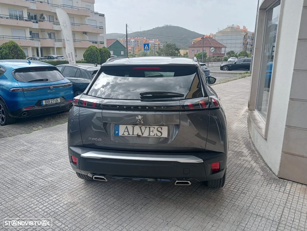 Peugeot 2008 1.2 PureTech Allure - 4
