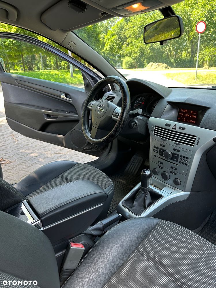 Opel Astra 1.4 Cosmo - 25
