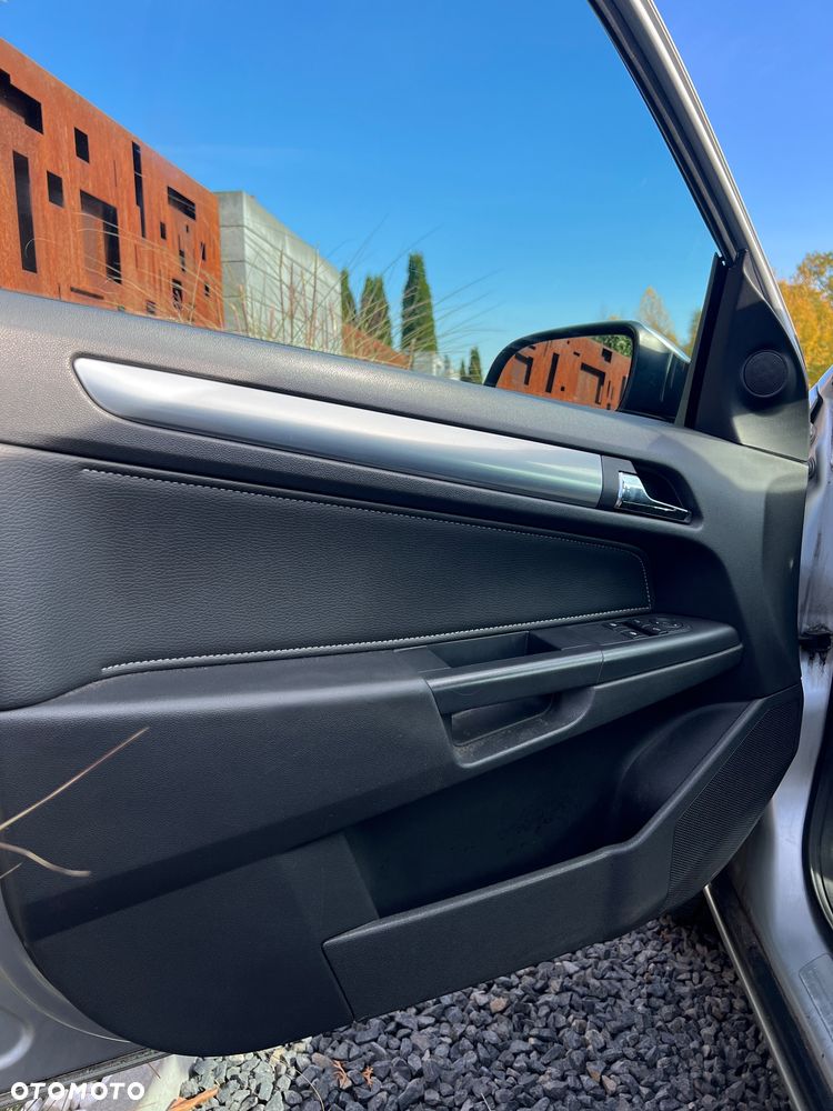 Opel Astra 1.7 CDTI DPF Cosmo - 15