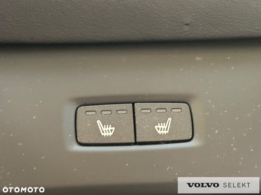 Volvo XC 90 - 33