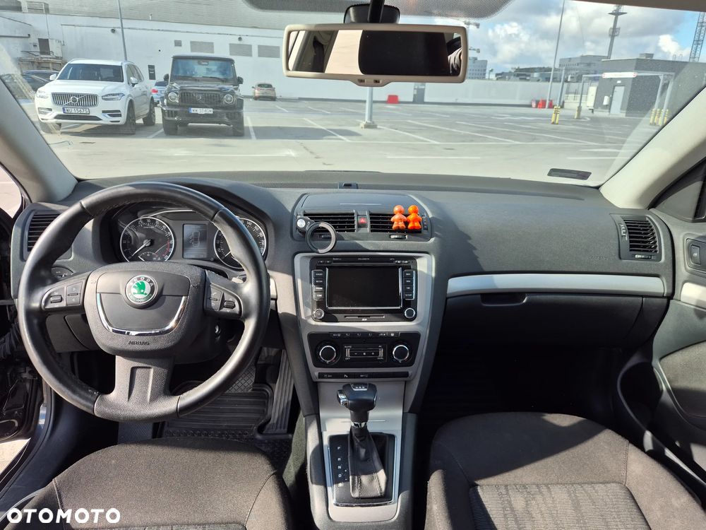 Skoda Octavia 2.0 TDI DPF Elegance DSG - 11