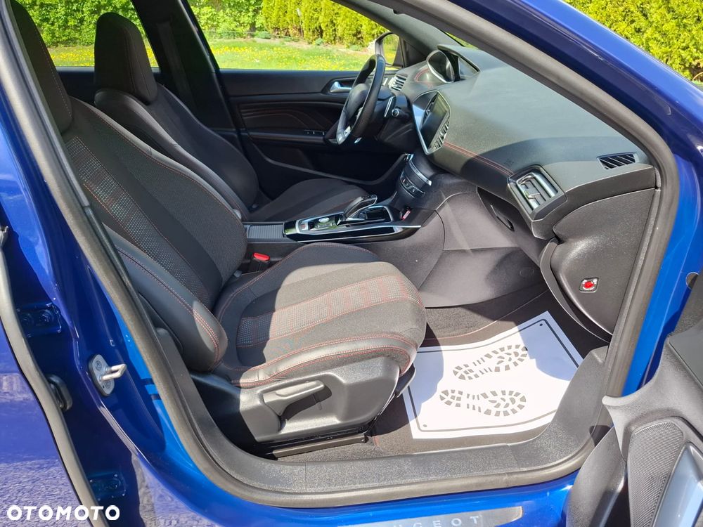 Peugeot 308 PureTech 130 EAT8 GT - 30