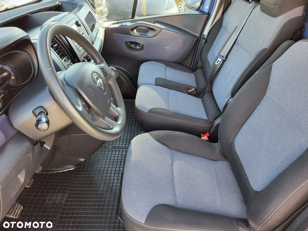 Opel Vivaro - 20
