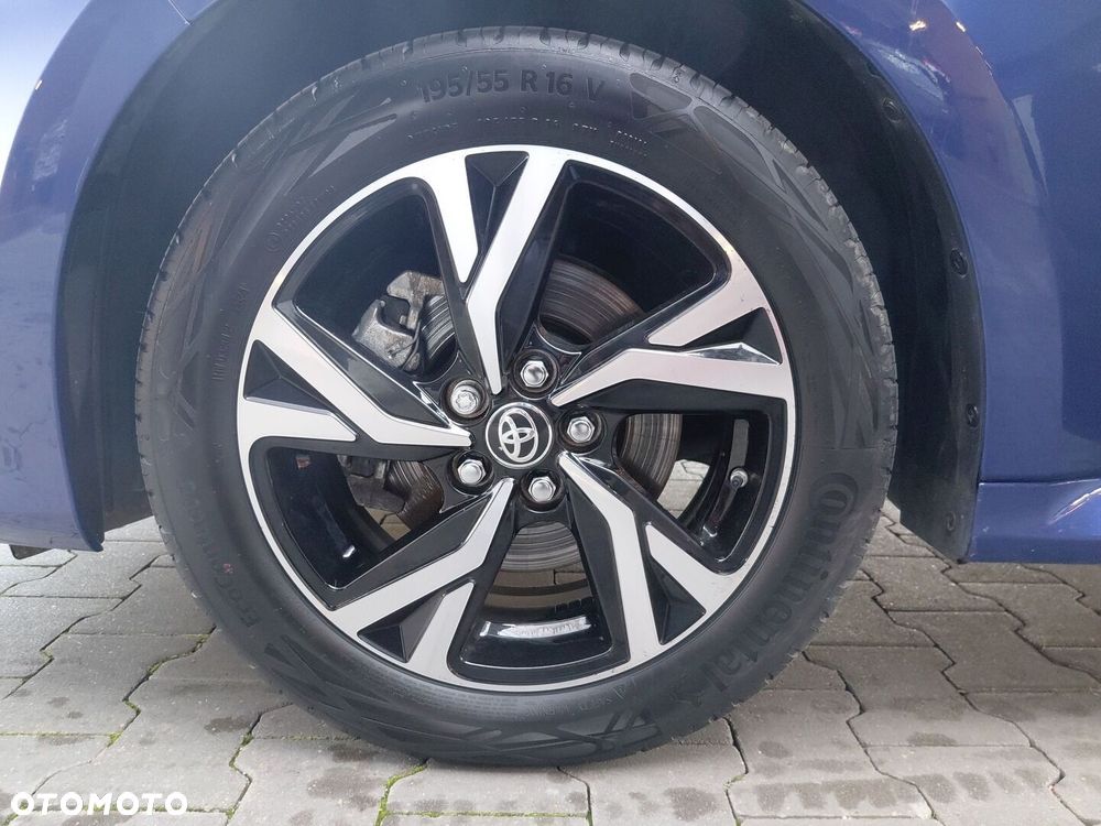 Toyota Yaris Hybrid 1.5 Style - 19