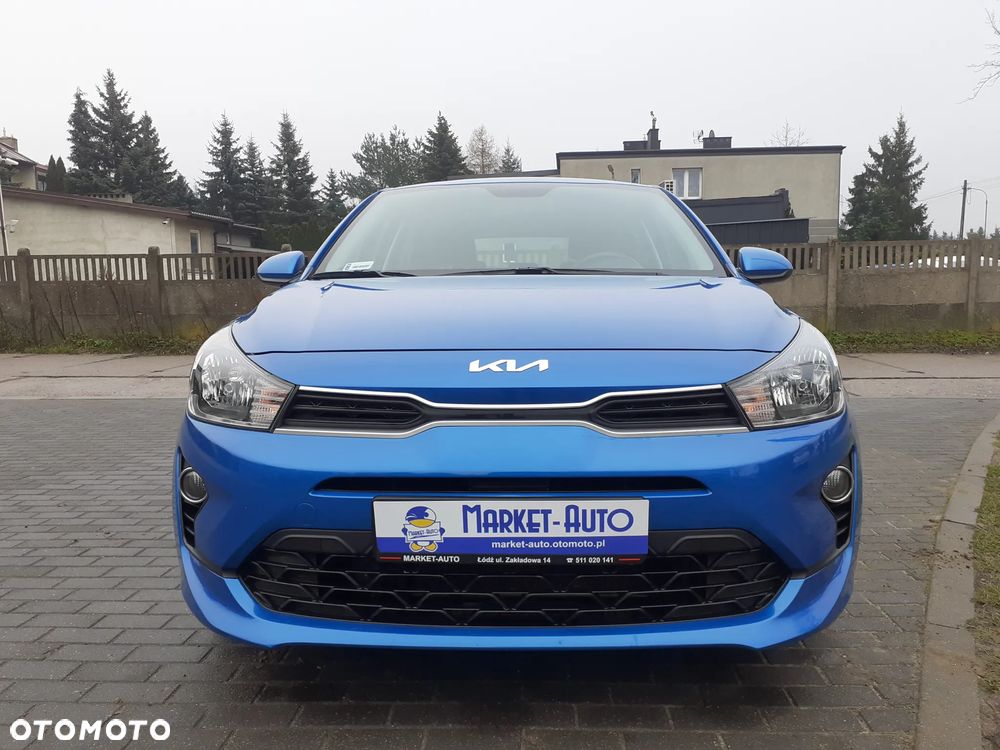 Kia Rio - 8