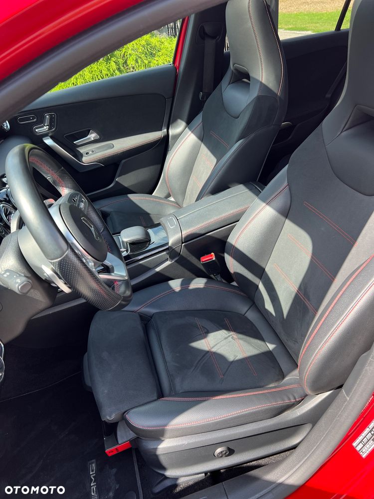 Mercedes-Benz Klasa A 220 4-Matic AMG Line 7G-DCT - 19