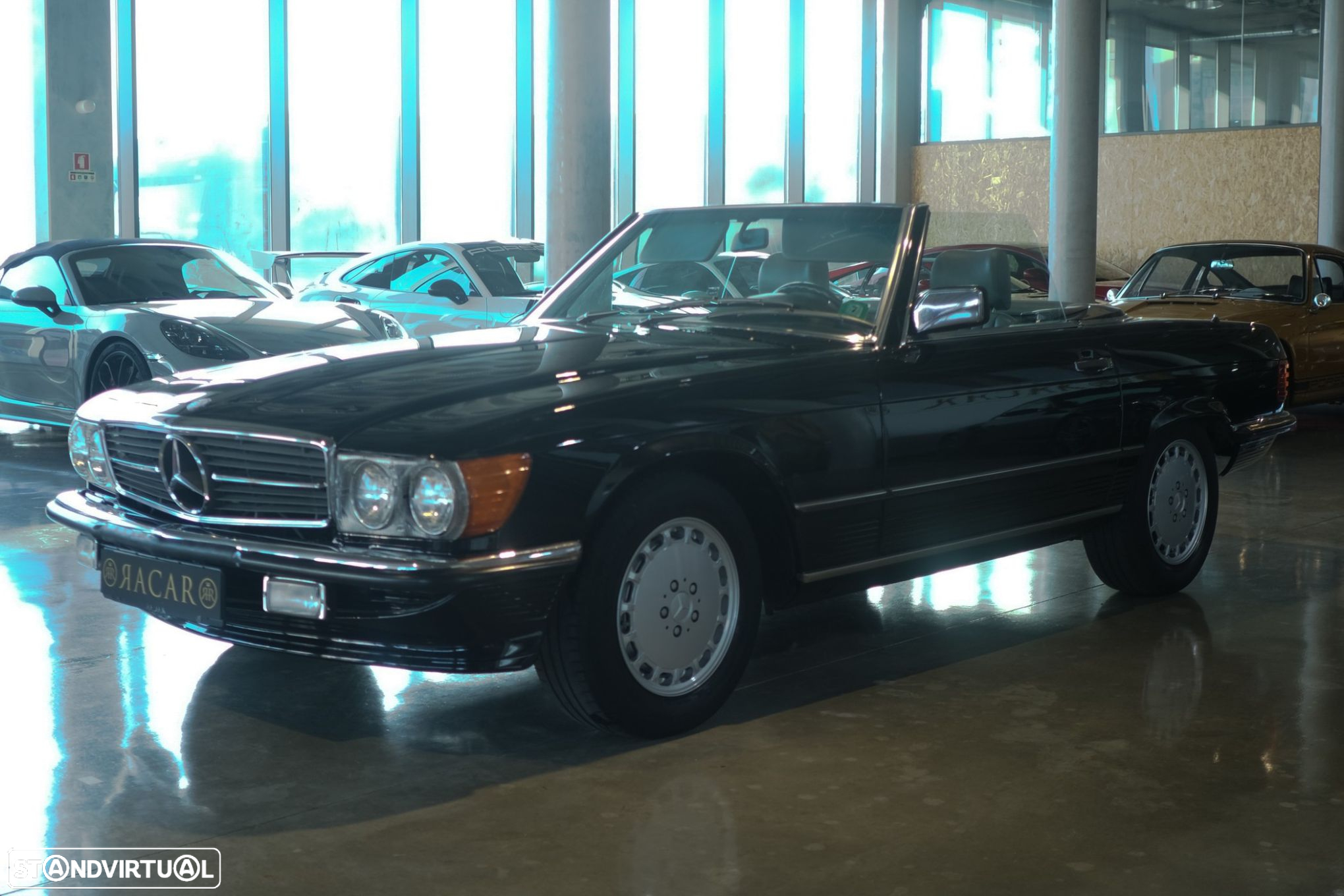 Mercedes-Benz SL 560 - 10