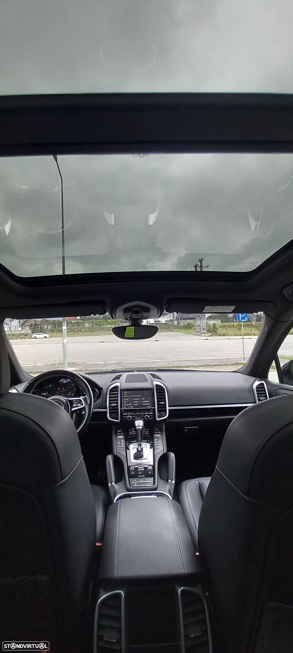 Porsche Cayenne Platinum Edition - 8