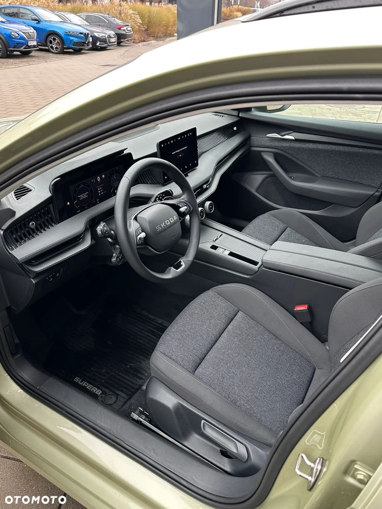 Skoda Superb 1.5 TSI Ambition DSG - 11