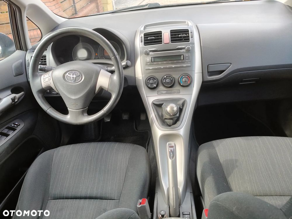 Toyota Auris 1.4 VVT-i Luna - 7