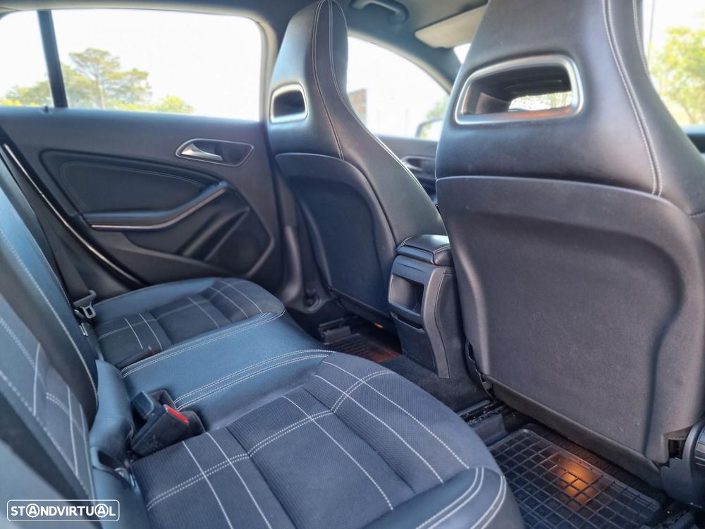 Mercedes-Benz CLA 180 d Shooting Brake Aut. - 42