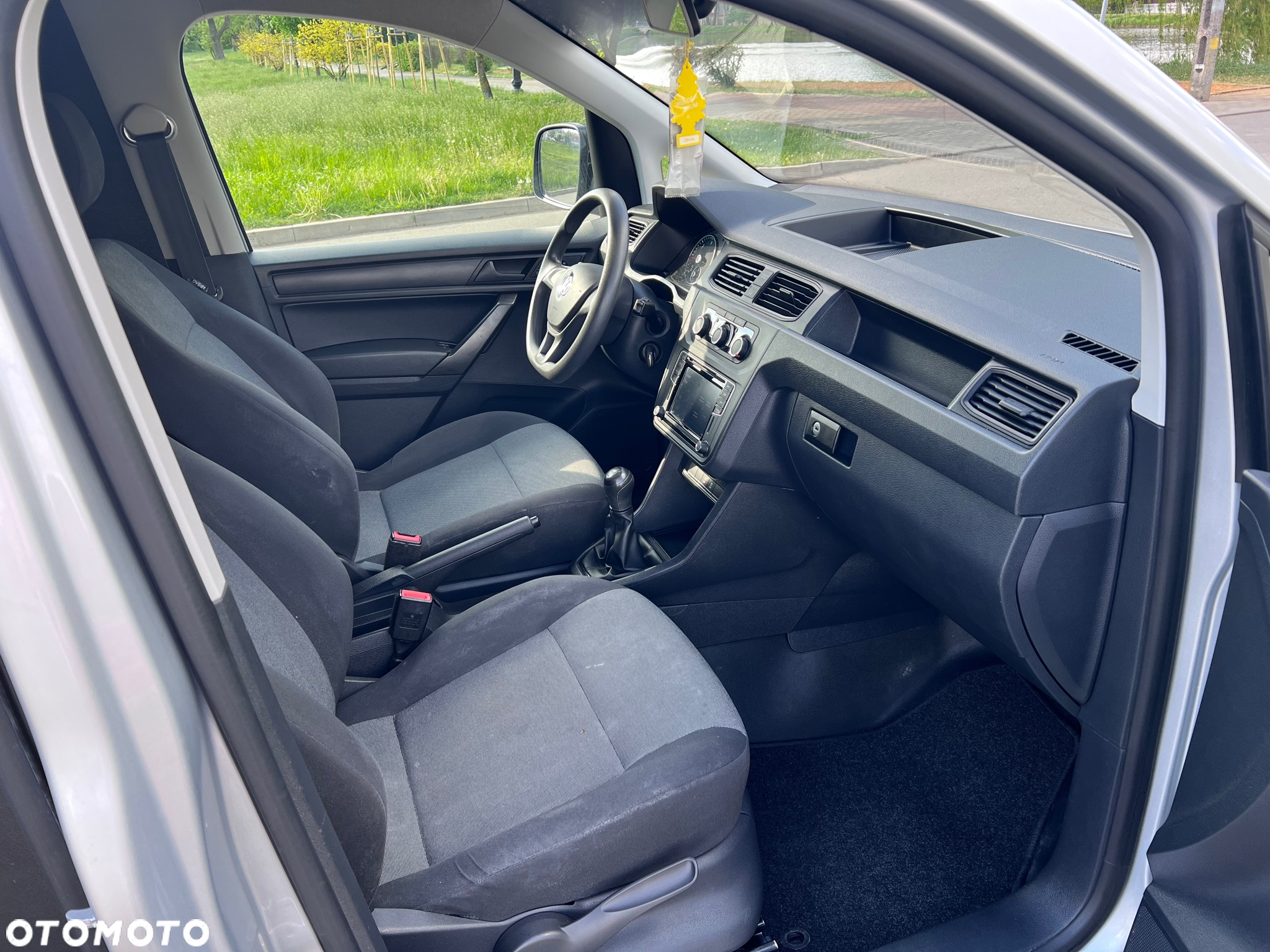Volkswagen Caddy Maxi 2.0 TDI - 9