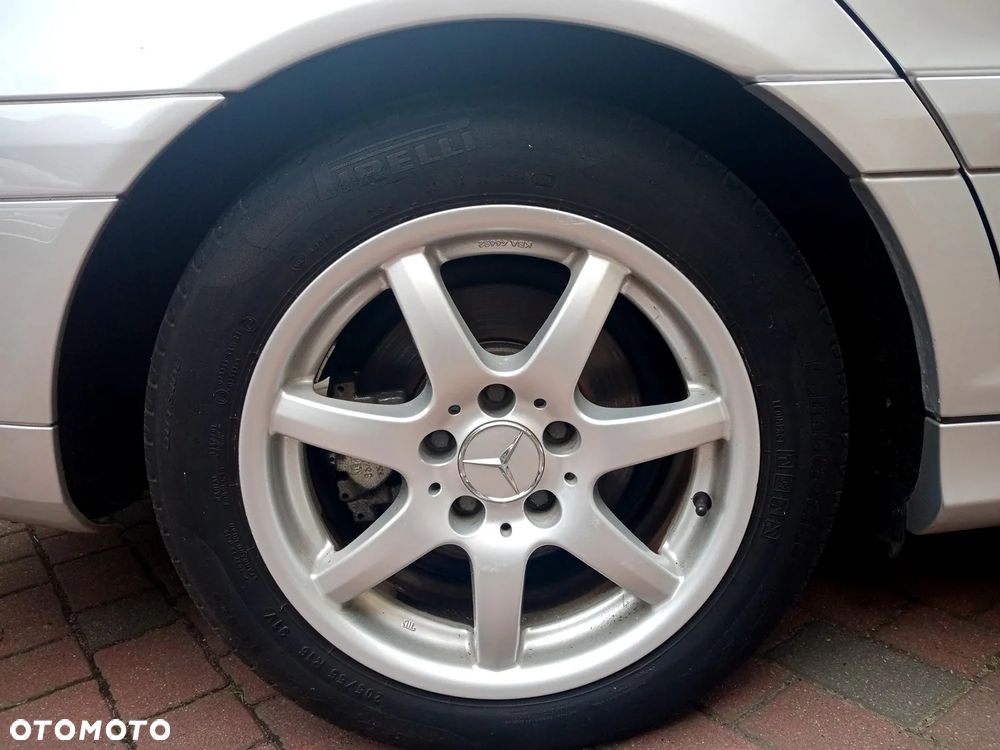 Mercedes-Benz Klasa C 180 T Kompressor Elegance Sport Edition - 29