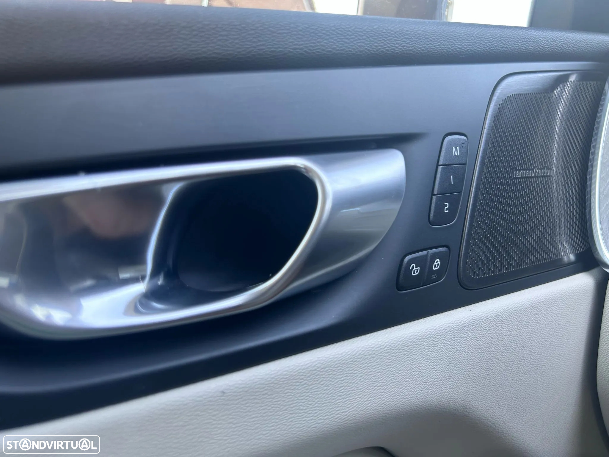 Volvo XC 60 2.0 T6 PHEV Ultimate Bright AWD - 15