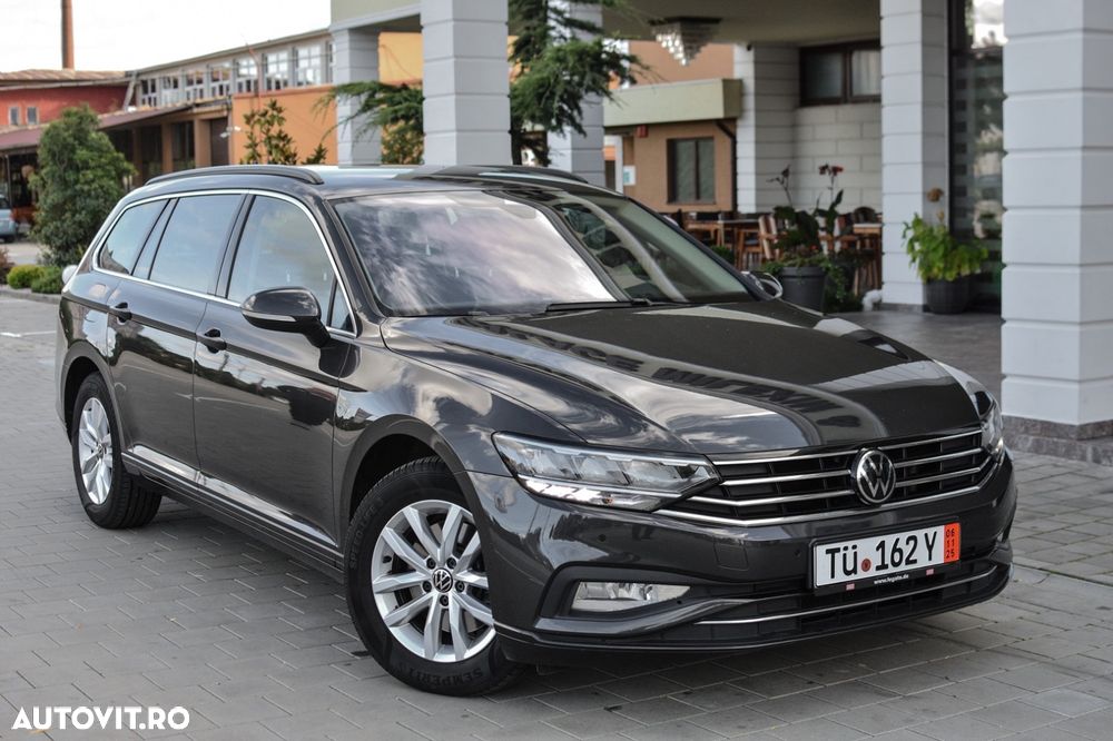 Volkswagen Passat Variant 2.0 TDI SCR DSG BlueMotion Comfortline - 25