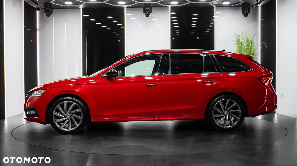 Skoda Octavia 2022 photo 3