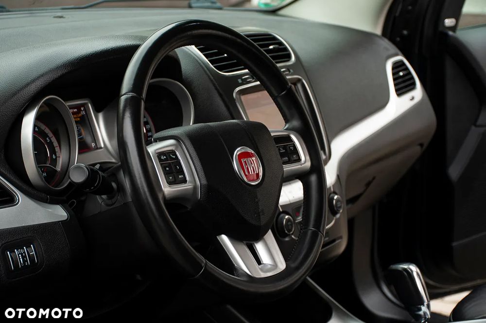 Fiat Freemont 2.0 Multijet Lounge AWD - 22
