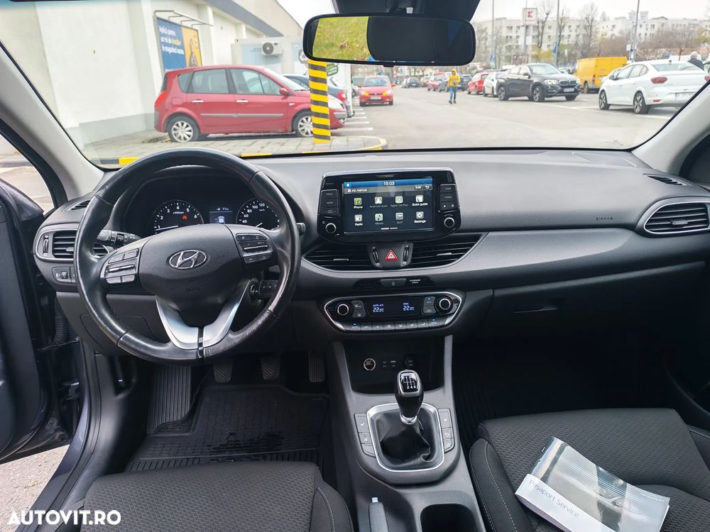 Hyundai i30 1.4 100CP 5DR M/T Highway - 7